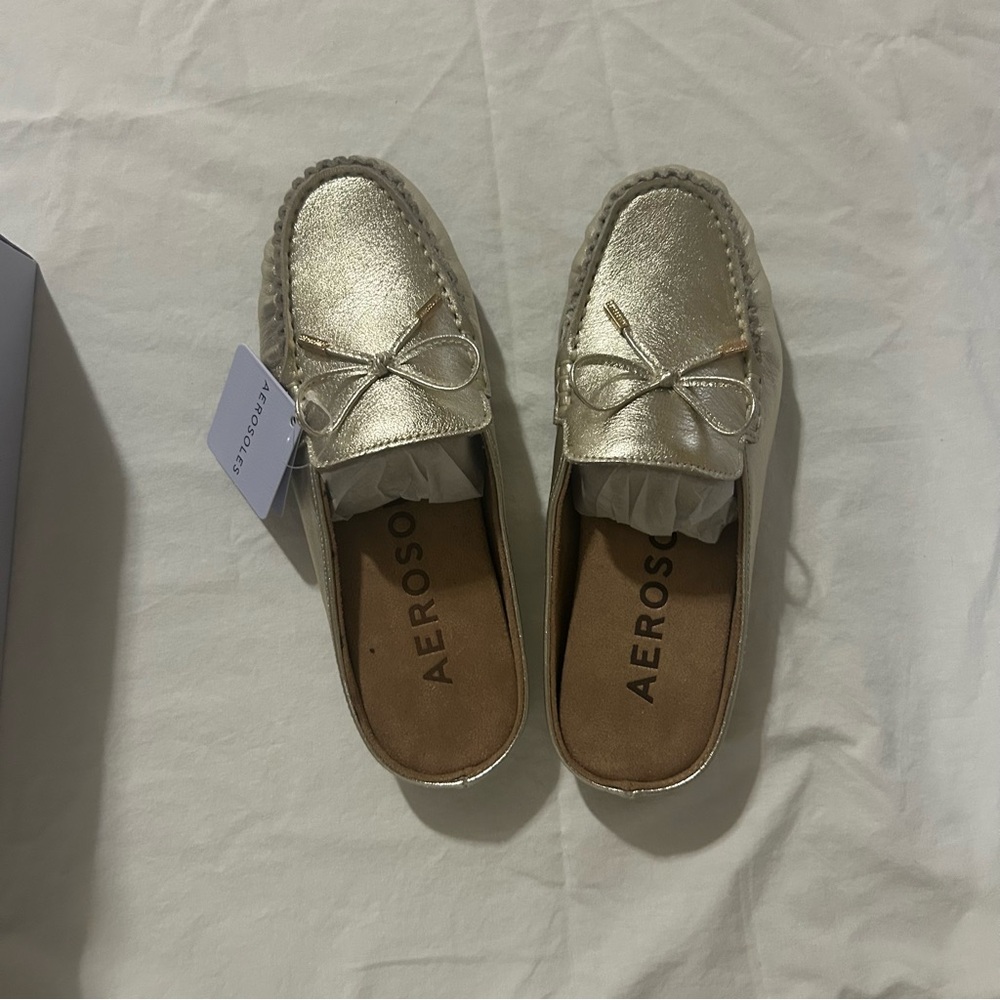 Aerosoles soft gold leather shoe 6W - Picture 2 of 6